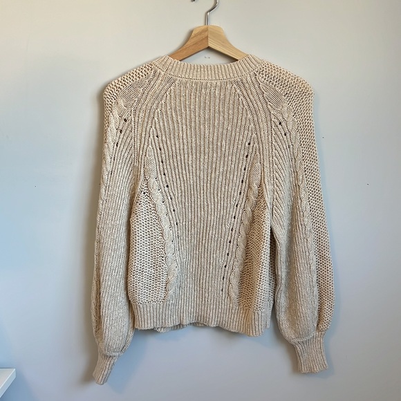 American Eagle balloon sleeve sweater. Medium - Picture 2 of 3